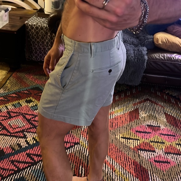 Gap brand short shorts mint green - Picture 2 of 9